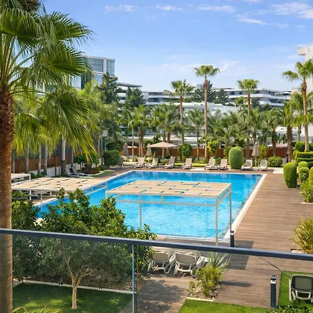 Pool View With Large Terrace 5 Min Walk To The Sea